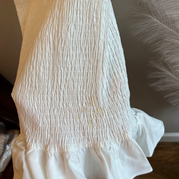 White Fitted Mini Dress - Picture 4 of 4